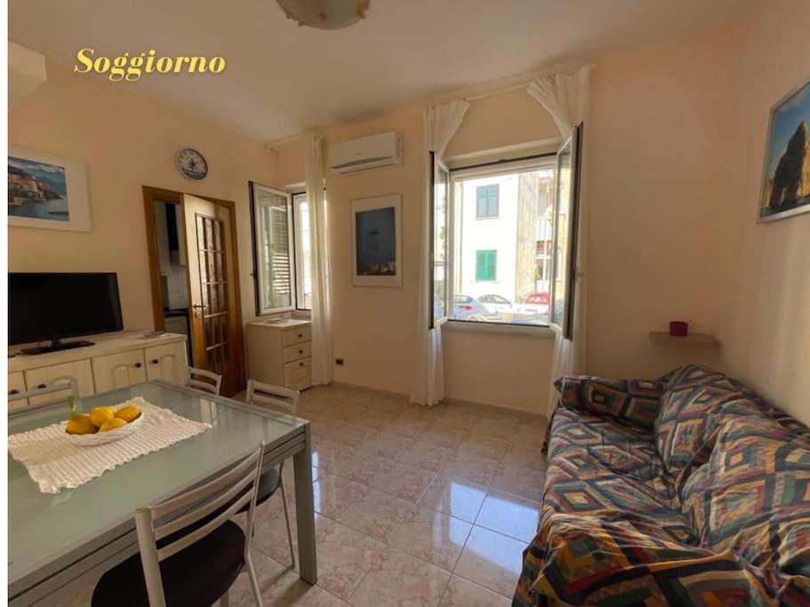 Appartamento 10 M Dal Mare Casa Da Zia Lena マイオーリ エクステリア 写真