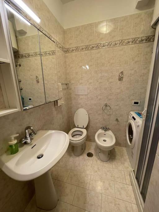 Appartamento 10 M Dal Mare Casa Da Zia Lena マイオーリ エクステリア 写真
